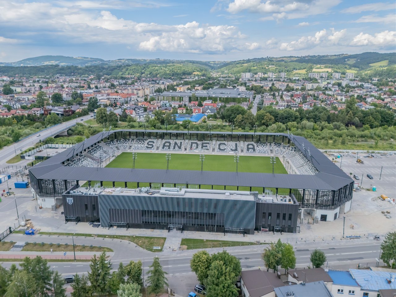 Stadion w Nowym Sączu